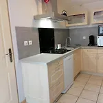 Maisonnette Climatisee Avec Terrasse- Entre Nimes, Montpellier Et Les Plages * ガラルグ・ル・モンテュ