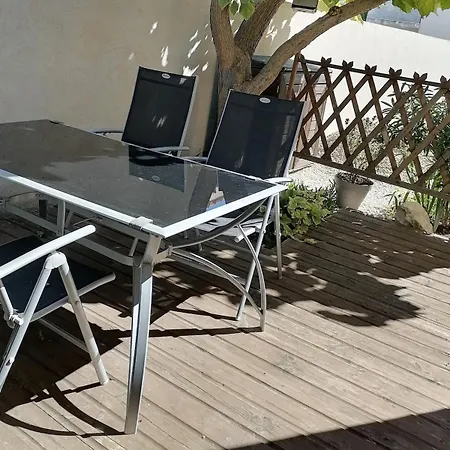 Maisonnette Climatisee Avec Terrasse- Entre Nimes, Montpellier Et Les Plages 度假居 *