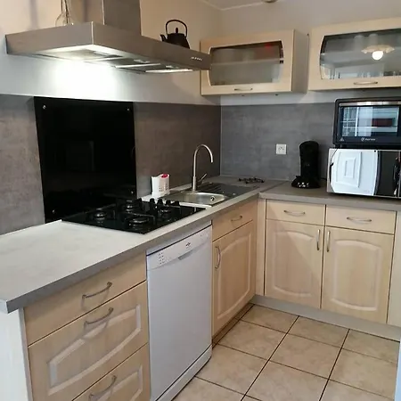 度假居 Maisonnette Climatisee Avec Terrasse- Entre Nimes, Montpellier Et Les Plages *