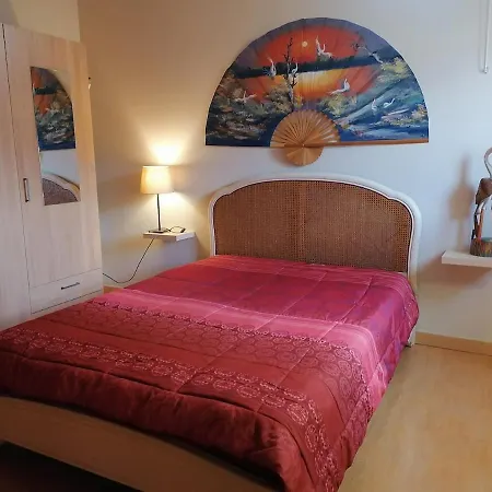 Maisonnette Climatisee Avec Terrasse- Entre Nimes, Montpellier Et Les Plages Gallargues-Le-Montueux