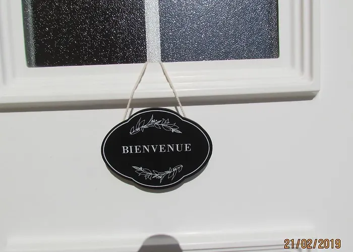Nyaraló Maisonnette Climatisee Avec Terrasse- Entre Nimes, Montpellier Et Les Plages Gallargues-Le-Montueux